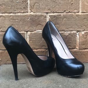 Bakers Melissa Pumps